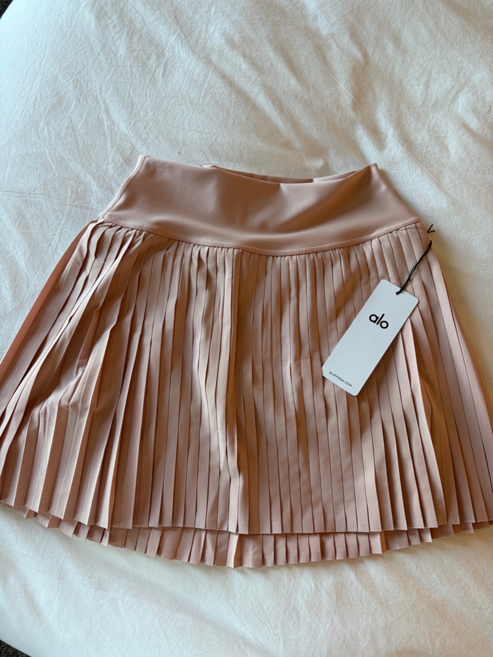 ALO Yoga Pleated Mini Skirt in Blush Pink